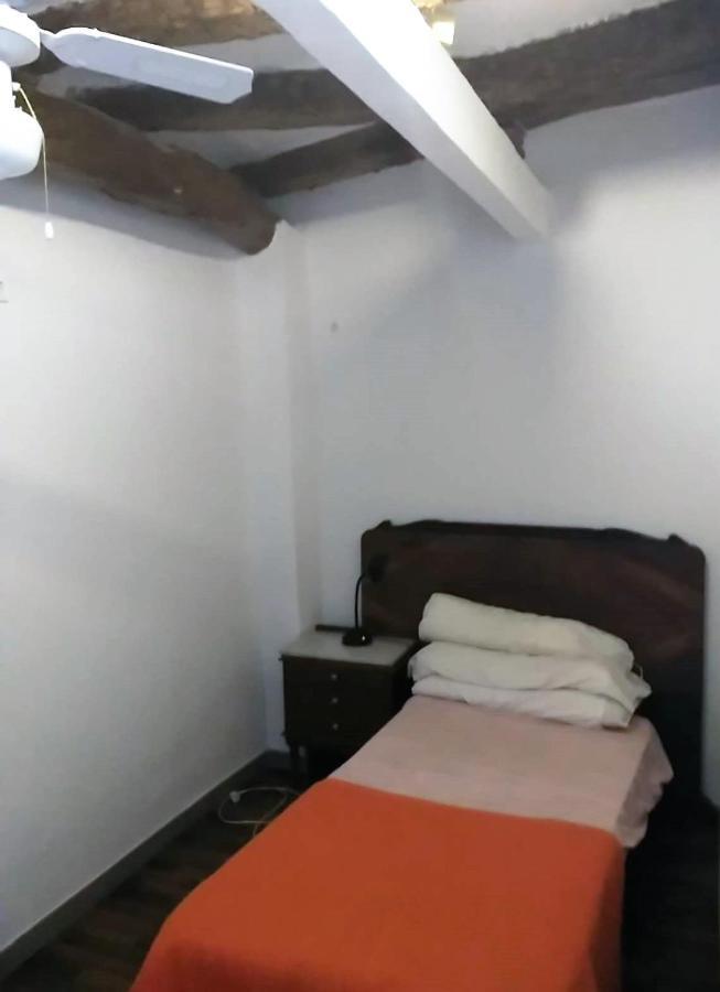 Calanuri Habitación en casa particular Garcia (Tarragona)
